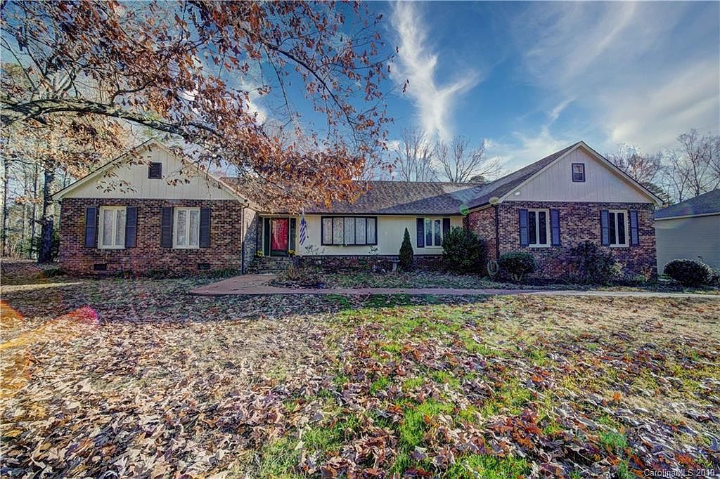 236 Smith St, Wingate, NC 28174 Zillow