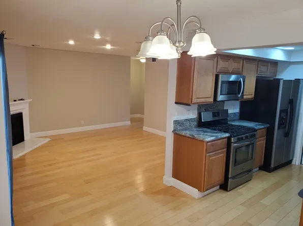 1479 De Rose Way APT 135, San Jose, CA 95126