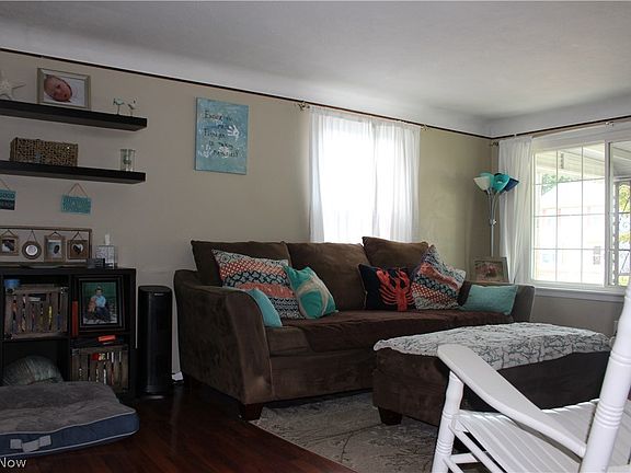 5th image of 33062 Alva Dr