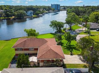 2111 W Ivy St, Tampa, FL 33607