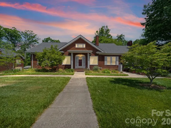 729 Montgomery Ave, Albemarle, NC 28001