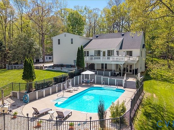 4th image of 3548 Timberview Rd