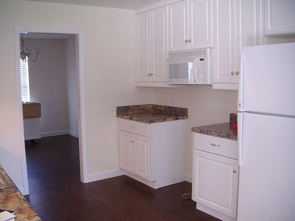 4th image of 6516 Lake Charlene Dr