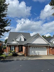 205 Greenview Cir, Greenville, SC, 29609