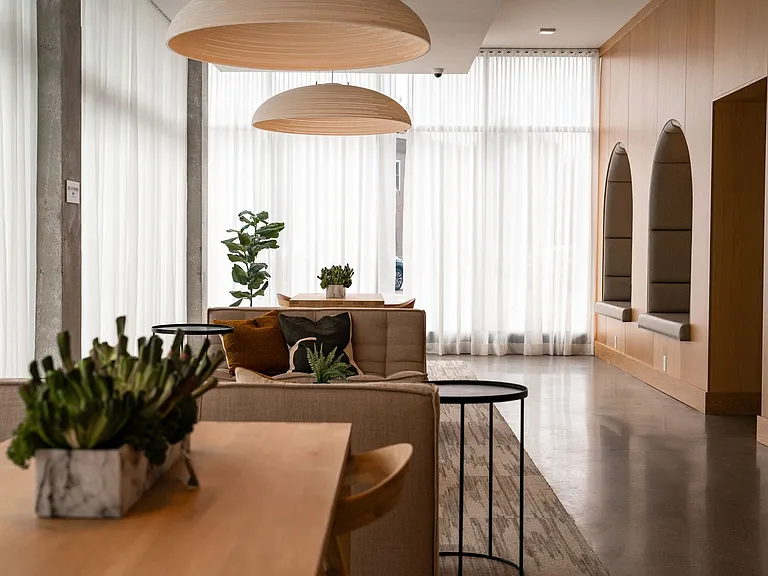 Luna Apartments — Photo 98