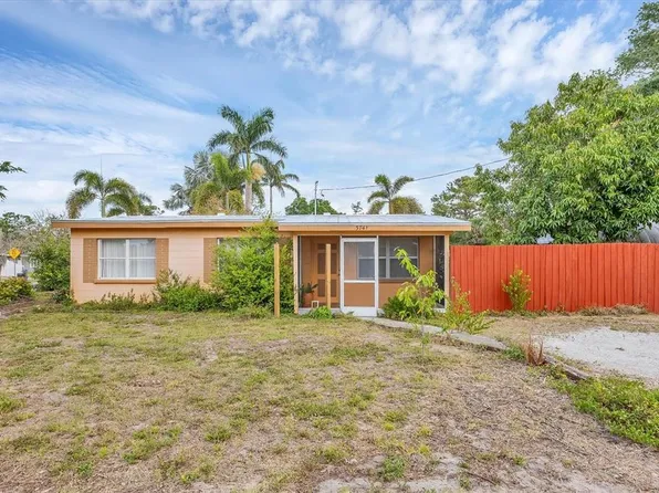 3741 Davis Blvd, Sarasota, FL 34232
