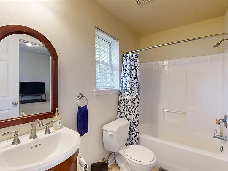 4307 Spring Hill Dr — Photo 24