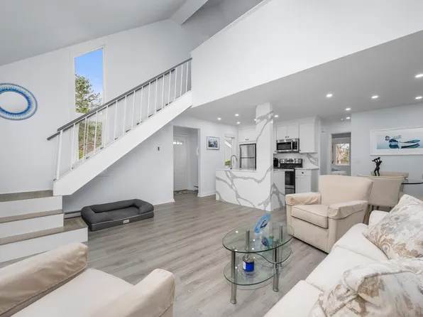 286 Fletcher Lane, Brewster, MA 02631