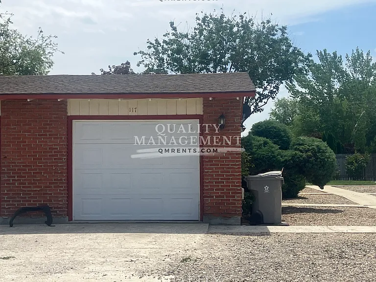 117 W Louisiana Ave — Photo 12