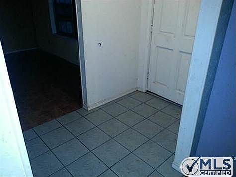 3rd image of 303 Softwood Dr