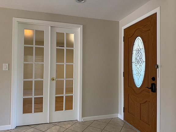 3rd image of 7378 Phinney Way