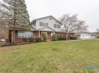 19245 Brillhart Rd, Bowling Green, OH 43402