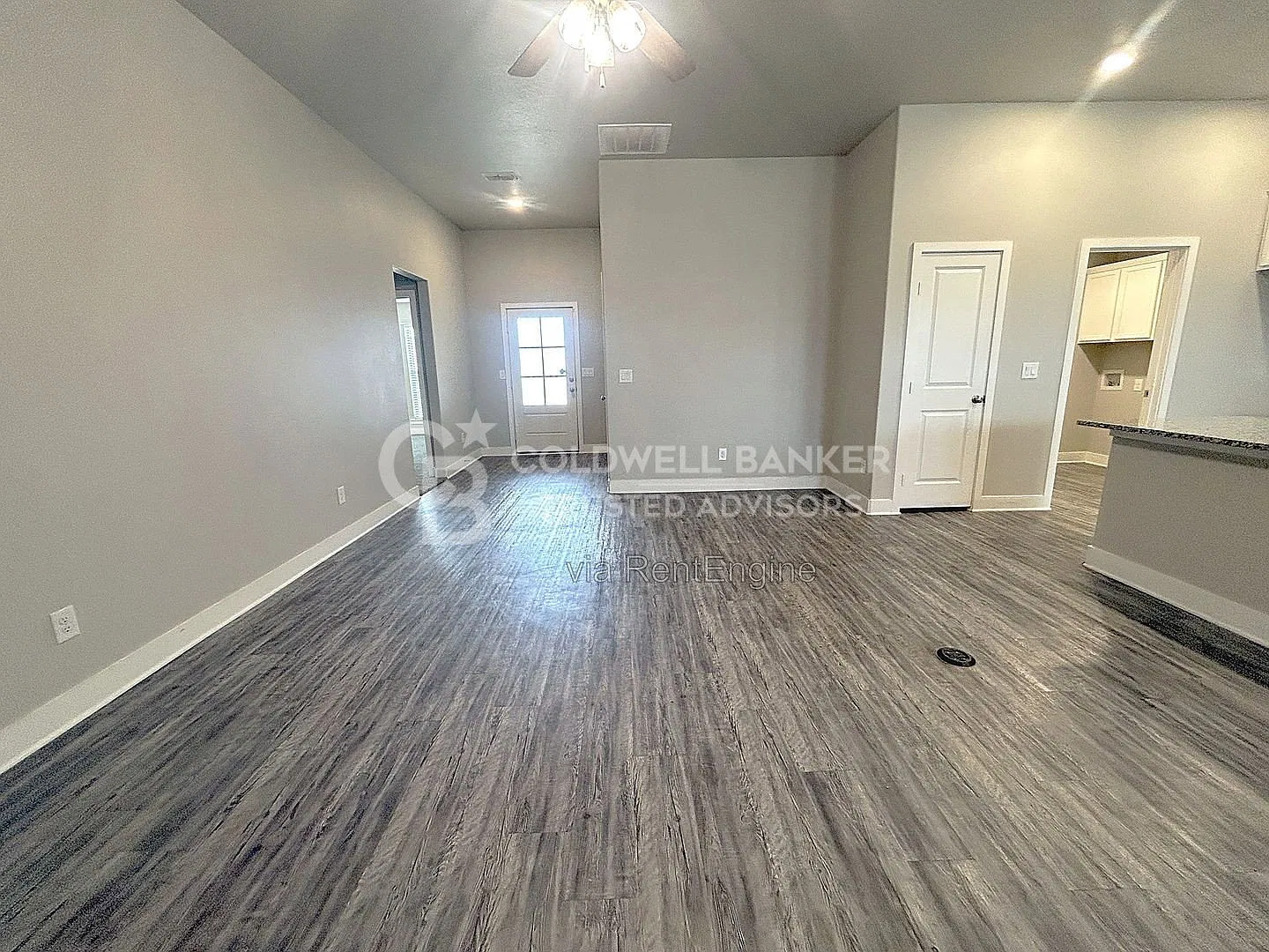 3 bed, 2.0 bath, 1667 sqft, $1,725 — Photo 2