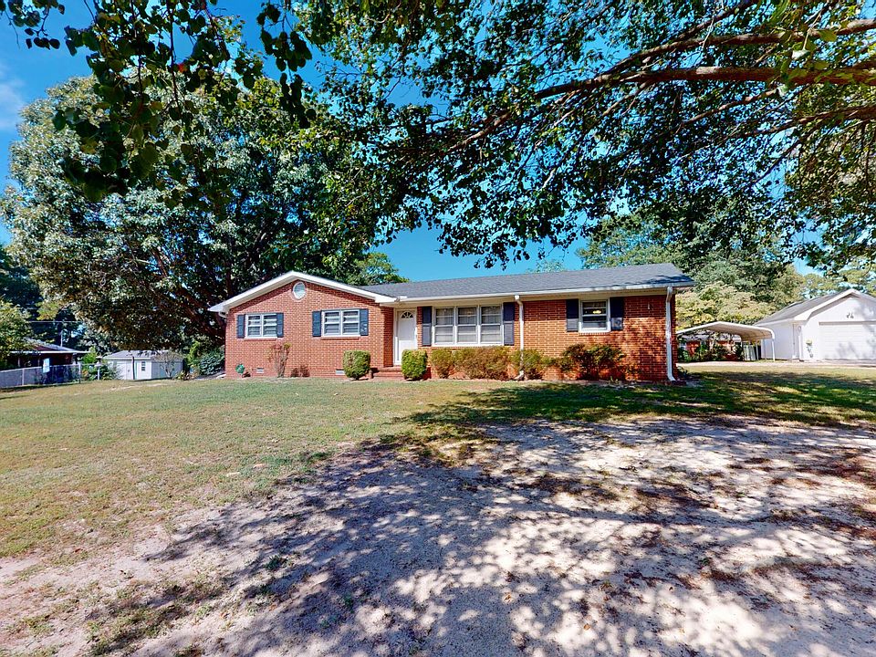 1st image of 214 Grant Dr