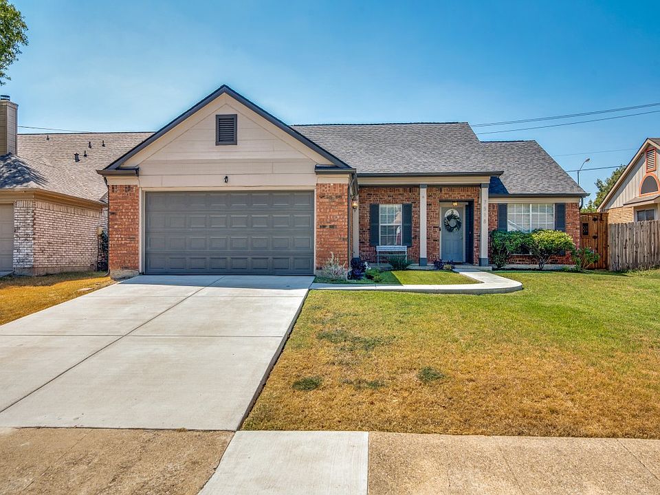 1st image of 7518 Lauren Ln