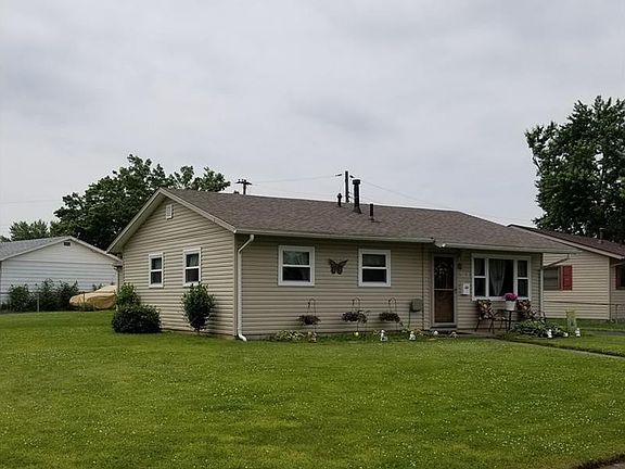 3rd image of 969 Omard Dr