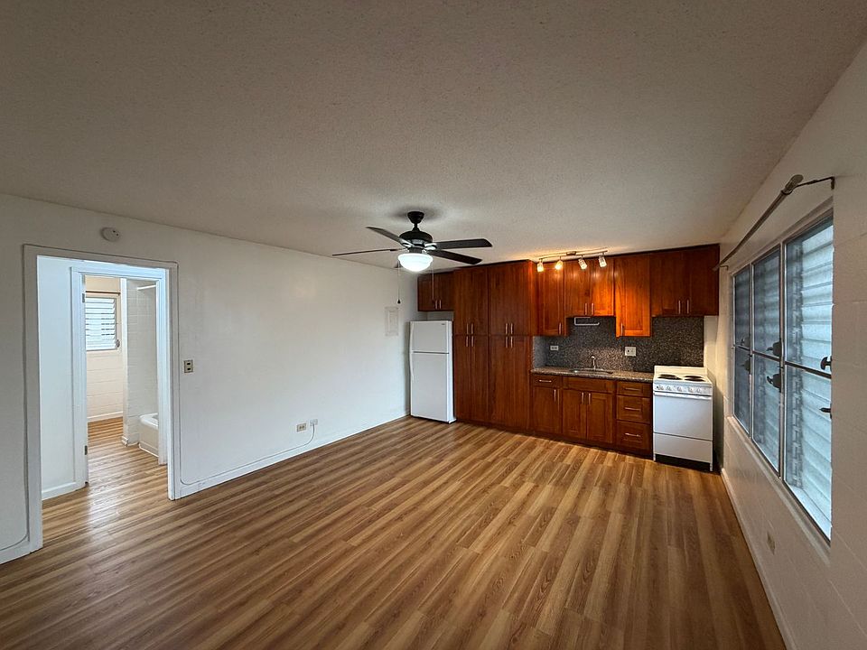 1st image of 830 Birch St #1245