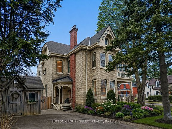 2nd image of 65 Bruce St