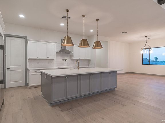 5th image of 18118 E San Tan Blvd