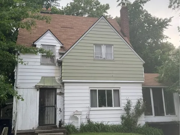 1904 Torbenson Dr, Cleveland, OH 44112