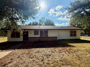 1633 Jones St, Rosenberg, TX 77471