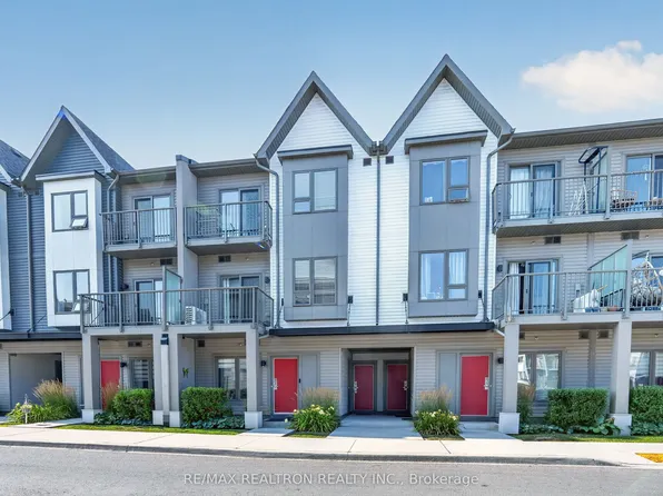 2635 William Jackson Dr #1010, Pickering, ON L1X 0L5