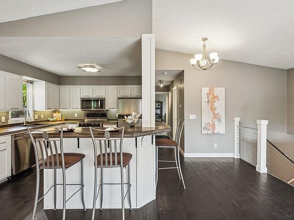 4th image of 3048 Bunker Lake Blvd NW