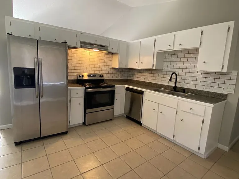 239 Pointe South Dr — Photo 13