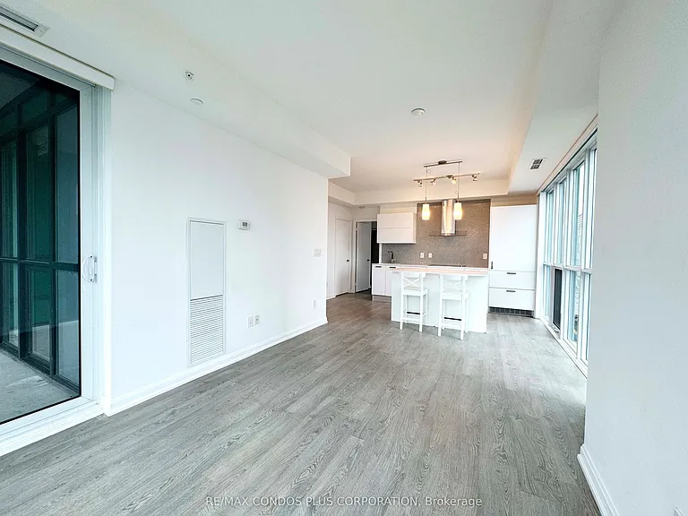 9 Bogert Ave #1602 — Photo 5