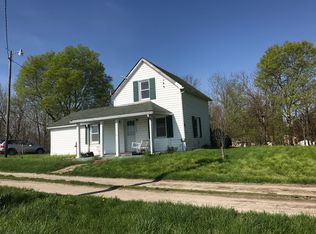 609 E Spring St, Princeville, IL 61559