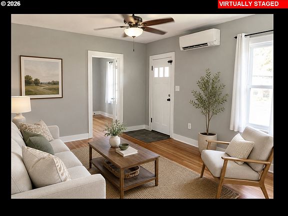 4th image of 671 Kalmia St