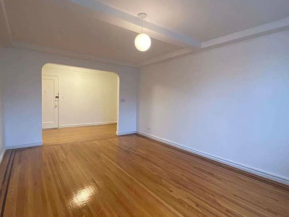 5th image of 45 Tehama St APT 6A