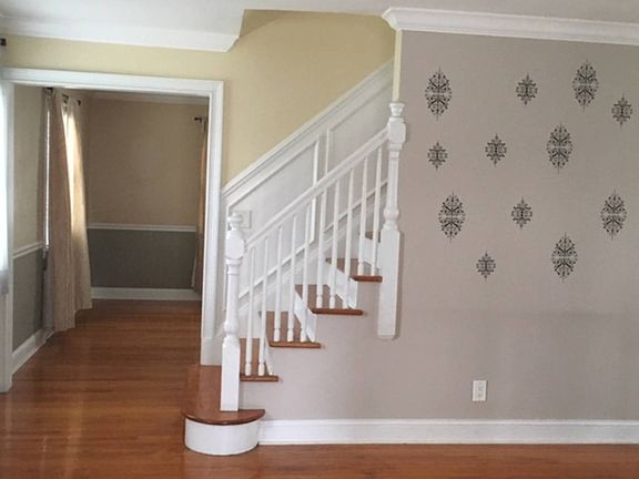 2nd image of 503 Lowell Ave
