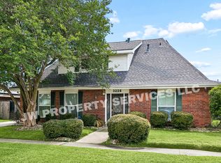 3228 Lake Trail Dr, Metairie, LA 70003