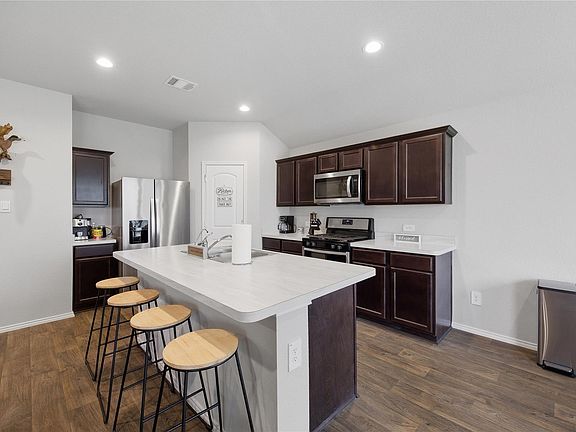 4th image of 21344 Pine Mill Dr