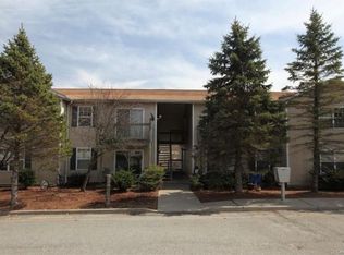 82 High St APT 8, Chester, NY 10918