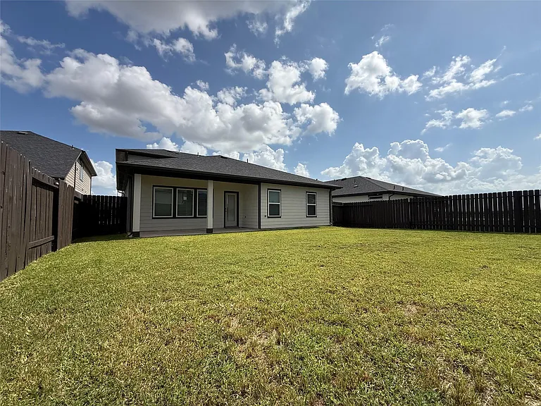 28934 Lupo River Ct — Photo 41