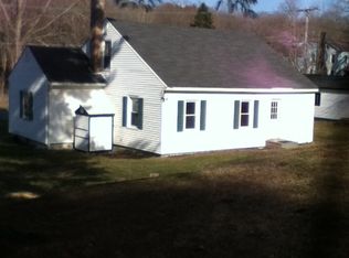 530 W Sand Lake Rd, Wynantskill, NY 12198