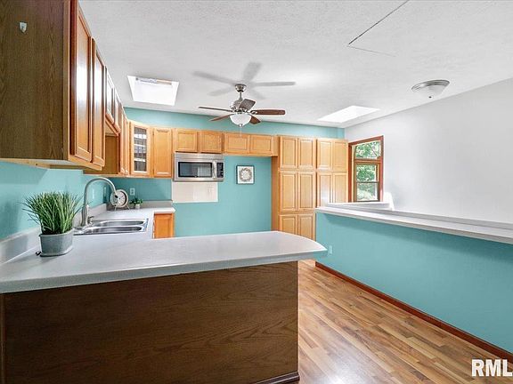 2nd image of 30600 Blue Bird Ln