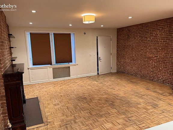 2nd image of 162 W 81st St #1