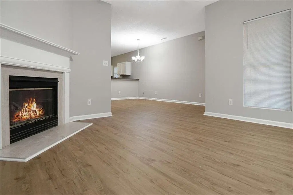 3 bed, 2.5 bath, 1350 sqft, $1,850 — Photo 4