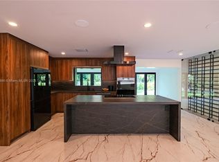 3711 Battersea Rd, Miami, FL 33133