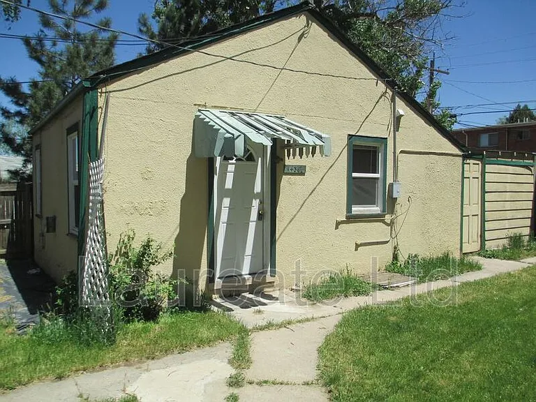 1436.5 Kenton St — Photo 1