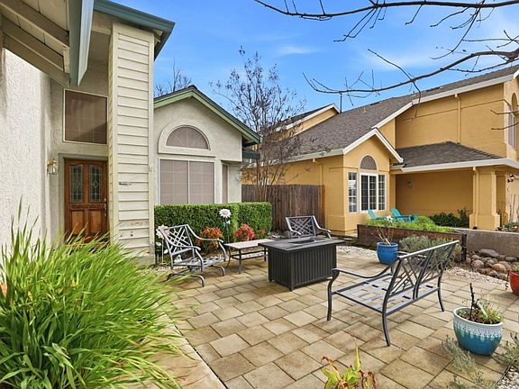 4th image of 5621 Adobe Rd