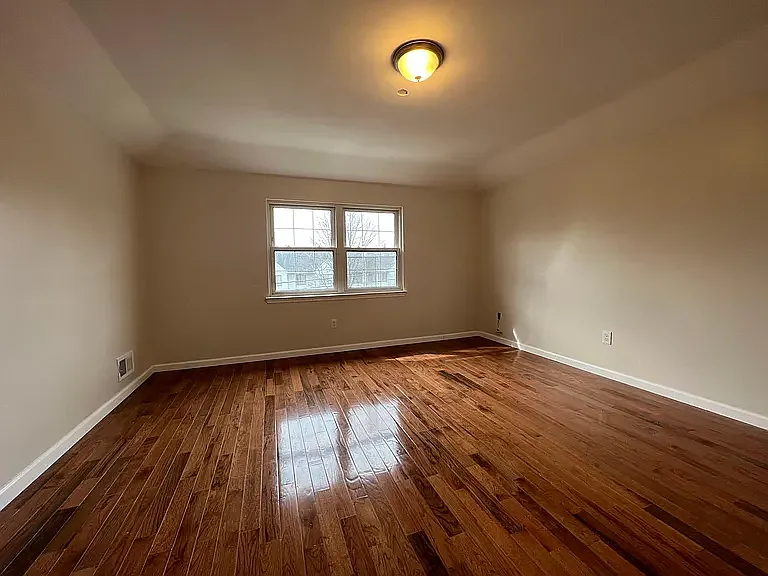 291 Lockman Ave #2 — Photo 20