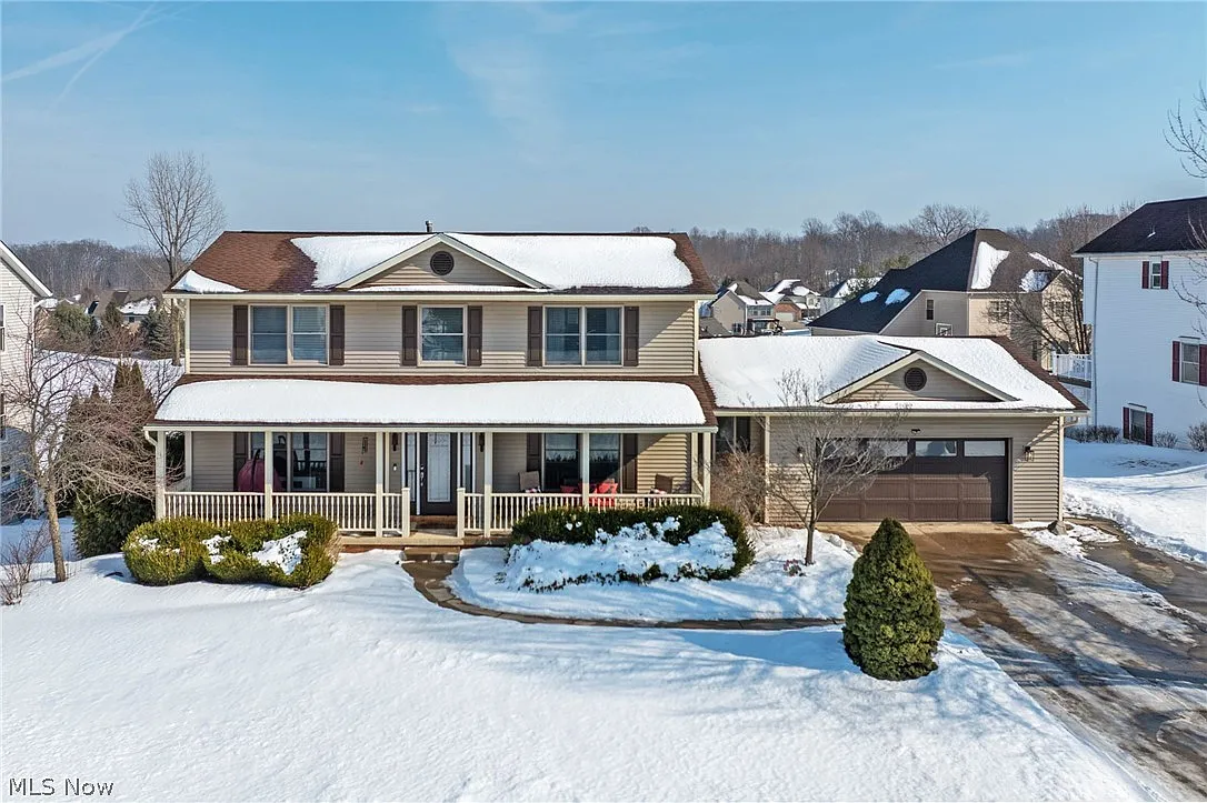 135 Foxcroft Rd photo 1