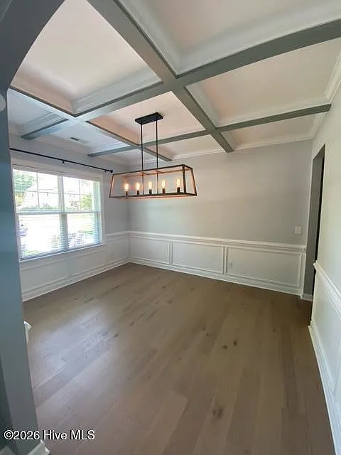 4 bed, 3.5 bath, 3390 sqft, $2,900 — Photo 4