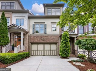6947 Fellowship Ln, Flowery Branch, GA 30542