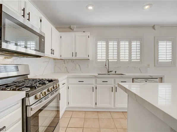 6643 Montezuma Castle Ln, North Las Vegas, NV 89084