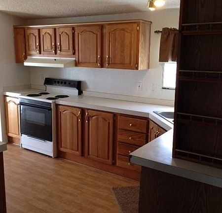 3rd image of 29 Derek James Dr